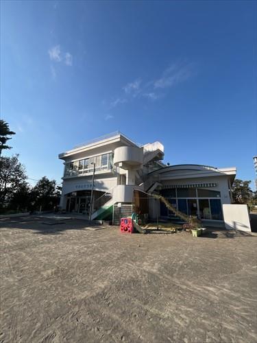 多摩市立諏訪児童館まで240ｍ