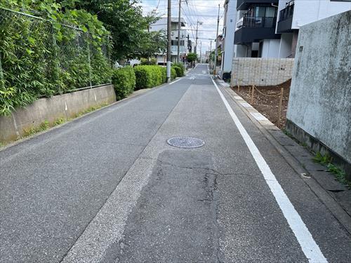 【現地前面道路2024年6月撮影】