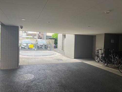 駐車場・駐輪場
