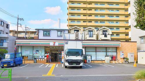 セブンイレブンまで110ｍ