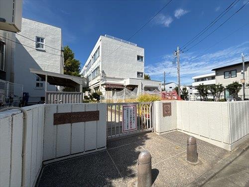 狛江市立狛江第五小学校まで820ｍ