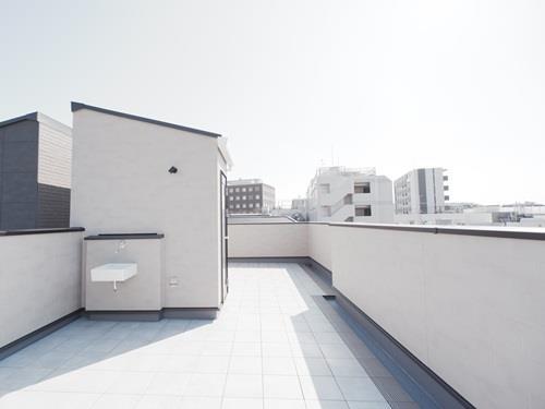 ルーフバルコニー