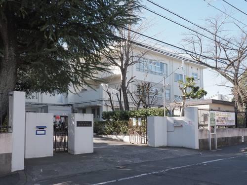 川崎市立御幸中学校 270m 川崎市立御幸中学校 270m