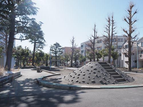 神明町児童遊園 600m 神明町児童遊園 600m