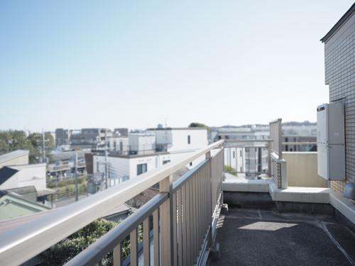 ルーフバルコニー