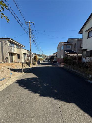 前面道路(撮影日：2026年2月)