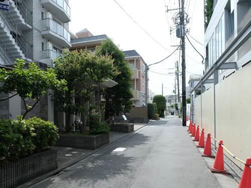 前面道路（撮影 2026.06）