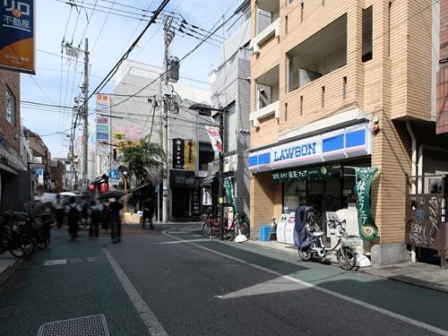 ローソン経堂一丁目店 140m