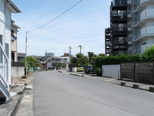 前面道路（撮影 2026.06）