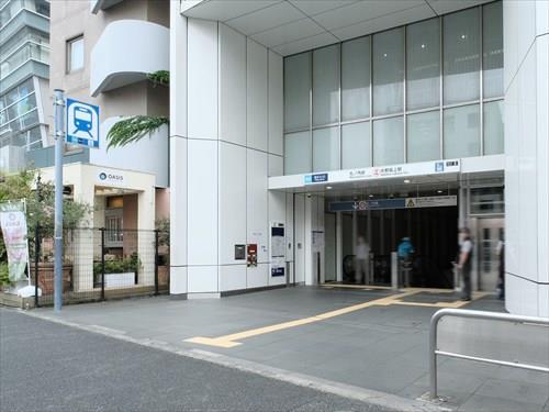 東京地下鉄丸ノ内線 中野坂上駅 徒歩6分
