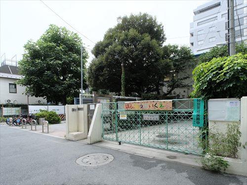 本町保育園 230m