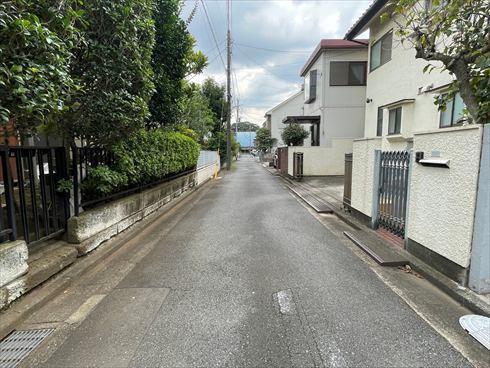 前面道路含む現地（2026年7月撮影）