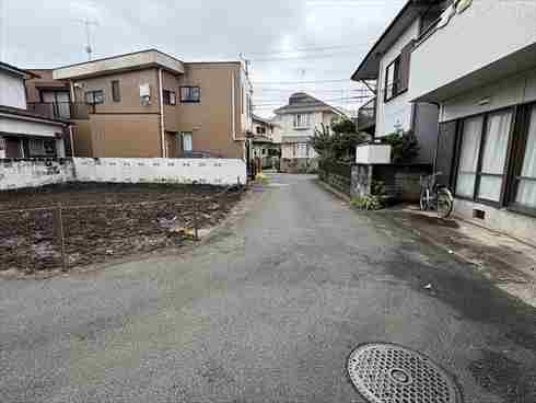 前面道路含む現地（2026年10月撮影）
