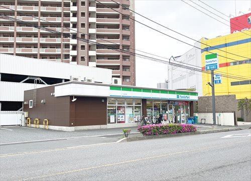 ファミリーマート川口末広店(350m)