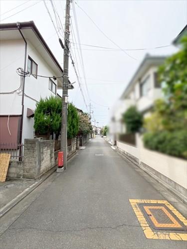 現地前道路