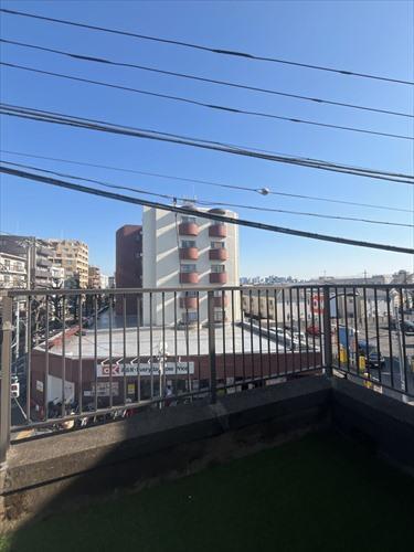 東側バルコニー(2026年1月撮影）