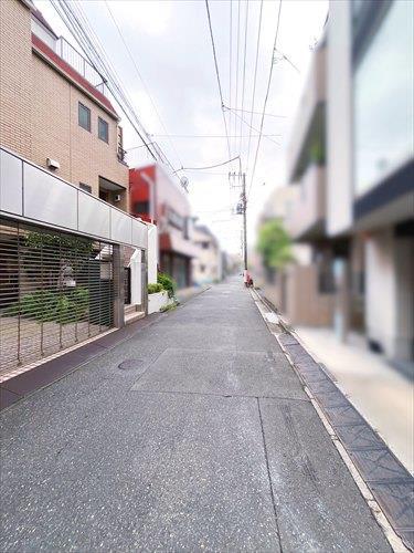 現地前面道路