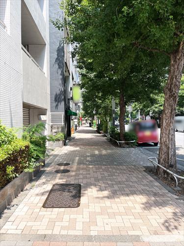 現地前歩道