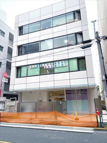 なかのまるのなか保育園(450m)