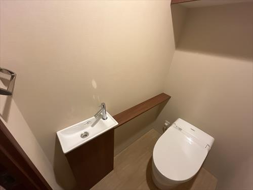 トイレ　手洗器