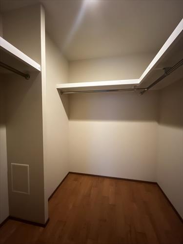 洋室約8.5帖　ウォークインクローゼット