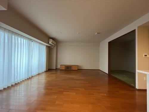 リビングダイニング約19.5帖