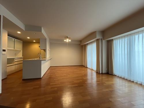 リビングダイニング約19.5帖