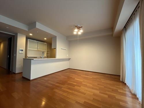 リビングダイニング約19.5帖