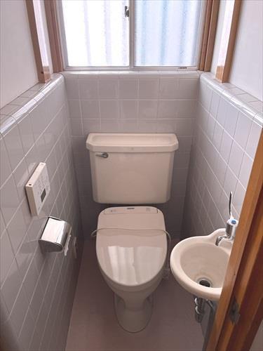 1階トイレ(2023年10月撮影）