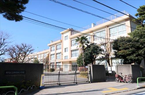 練馬区立中村西小学校380m