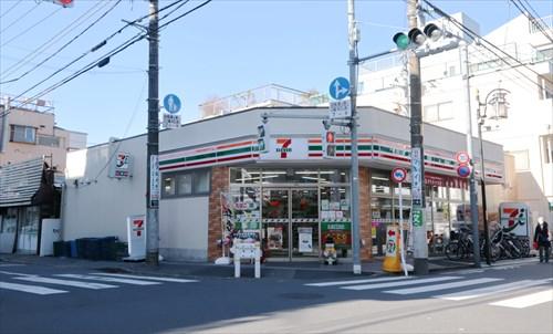 セブンイレブン練馬中杉通り店210m