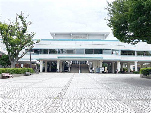 藤沢市民会館まで1680ｍ