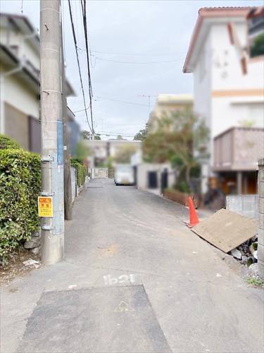 現地前道路