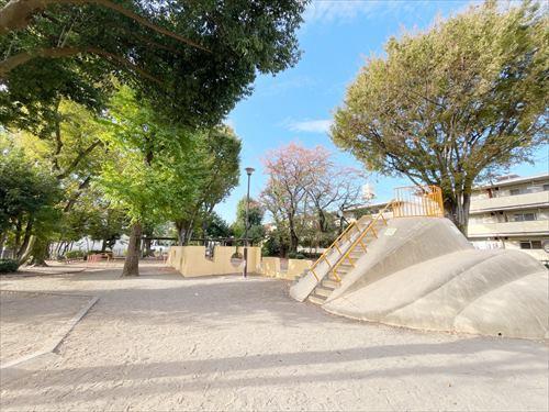 武蔵野市立北町子ども広場まで270ｍ