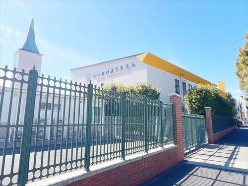 明星幼稚園まで660ｍ