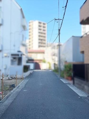 現地前道路