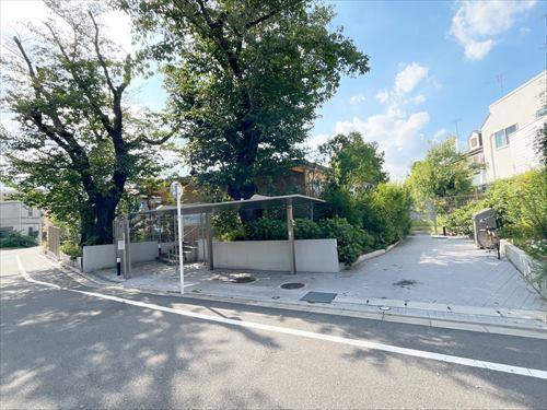 にじいろ保育園荻窪一丁目まで350ｍ