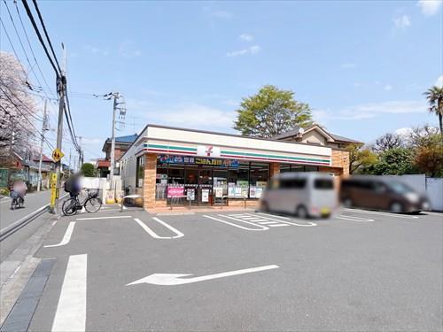 セブンイレブン小平一橋学園東店 460m