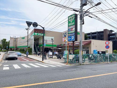 サミットストア三鷹台団地店まで750ｍ