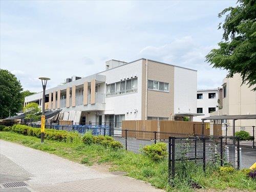 三鷹赤とんぼ保育園まで910ｍ