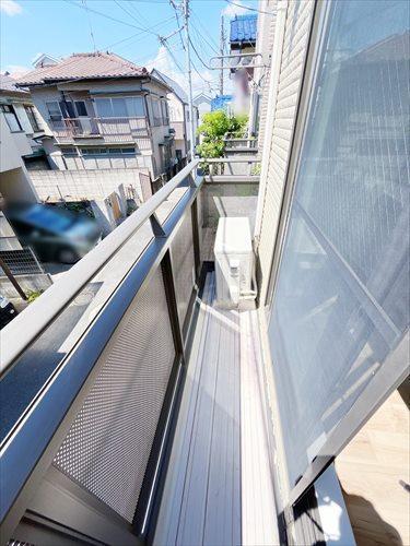 二階バルコニー