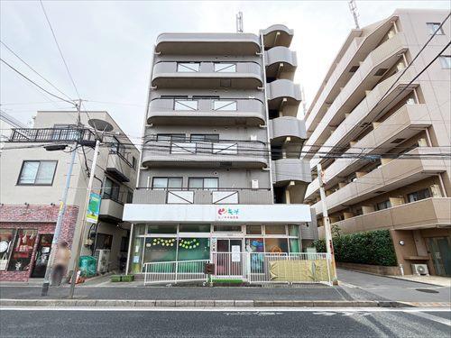 ピノキオ幼児舎吉祥寺保育園本園 790m