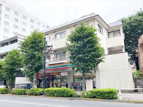 セブンイレブンムサシ小金井北口店140m