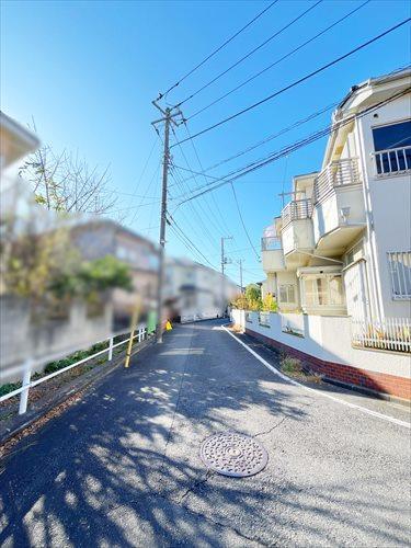 現地前道路(南側)