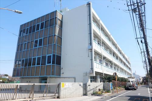 武蔵野市立第三中学校まで1010ｍ