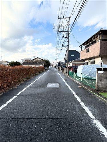 前面道路（2025年12月撮影）