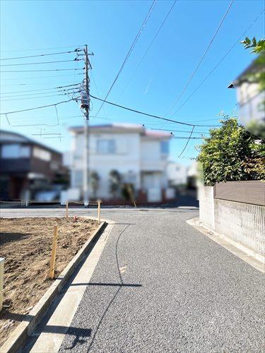 現地前道路（北側）