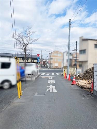 現地前道路（2026年2月撮影）