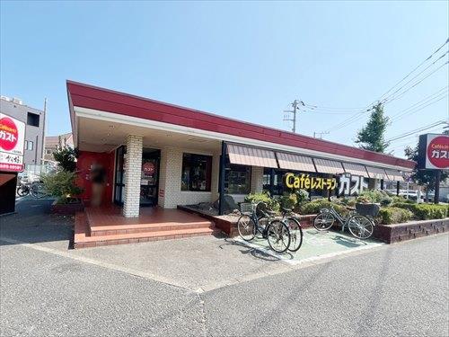ガスト小金井前原店まで400ｍ