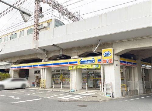 ミニストップ南荻窪3丁目店まで290m
